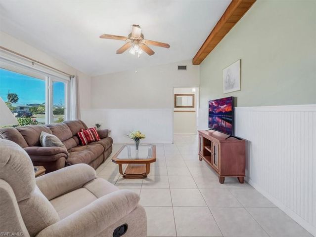 151 Emmett AVE NE, Port Charlotte, FL 33952