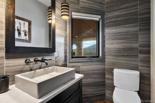 33000 Serendipity Trail, Evergreen, CO 80439