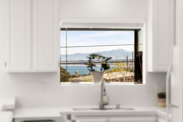 1201 Hoffman Avenue, Monterey, CA 93940