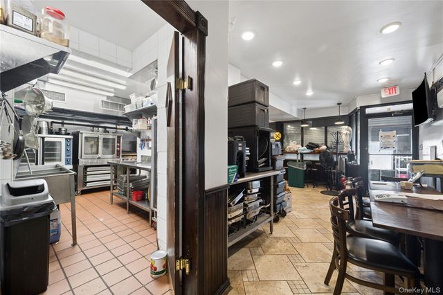 75-01 88th Street, Glendale, NY 11385