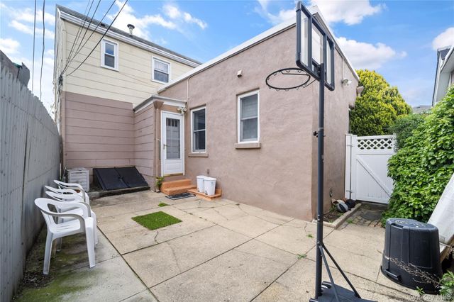 75-01 88th Street, Glendale, NY 11385