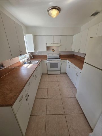 2922 Madison St, Hollywood, FL 33020