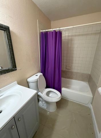 28364 SW 140th Pl, Homestead, FL 33033
