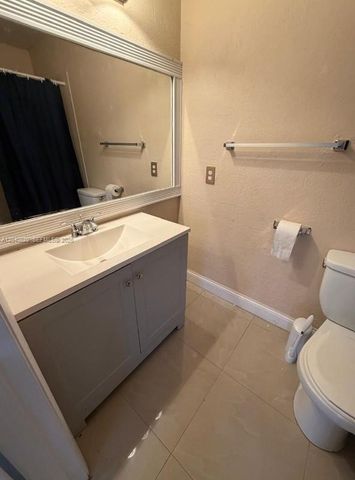 28364 SW 140th Pl, Homestead, FL 33033