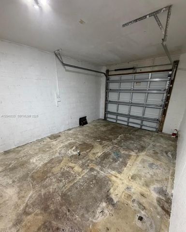 28364 SW 140th Pl, Homestead, FL 33033