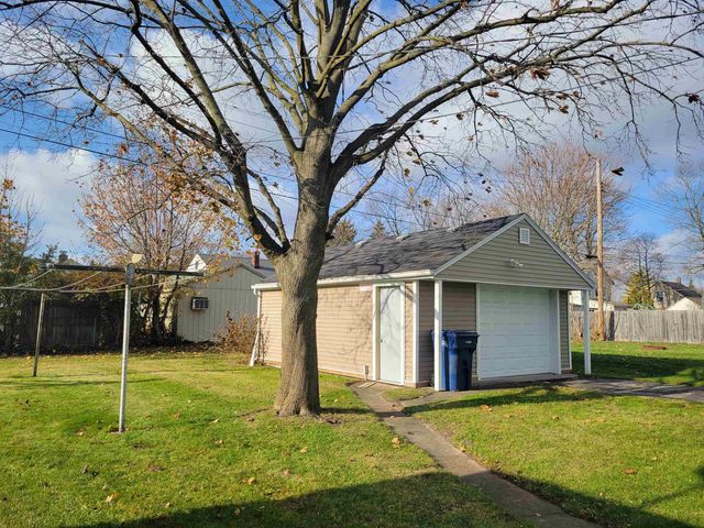 1608 Wilson Street, Bay City, MI 48708