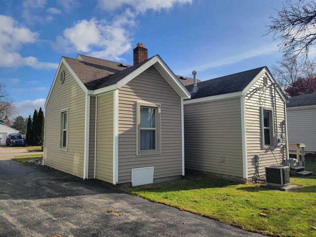 1608 Wilson Street, Bay City, MI 48708