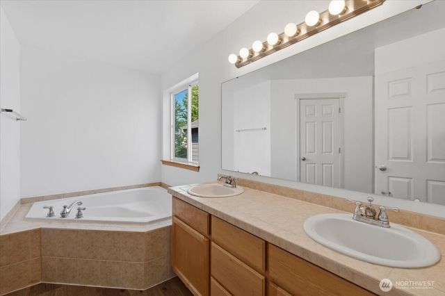 6713 SE 3rd Street, Renton, WA 98059