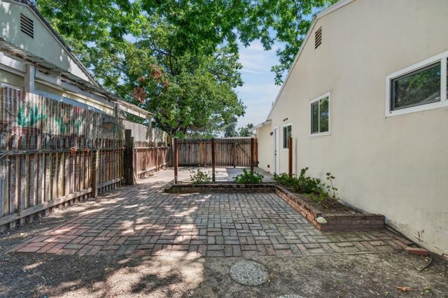 2317 Lansing Way, Sacramento, CA 95825
