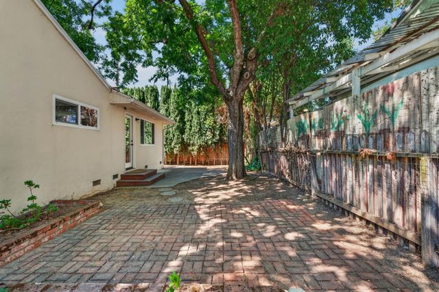 2317 Lansing Way, Sacramento, CA 95825
