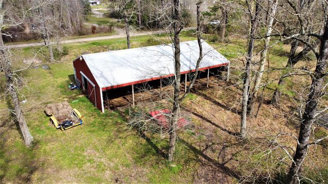 240 County Road 2017, Daisetta, TX 77533