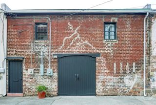 205 W Jones Lane, Savannah, GA 31401