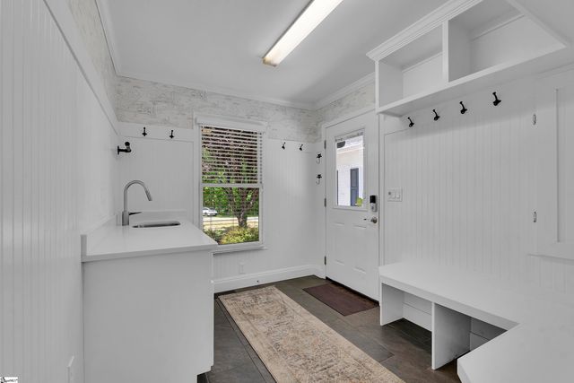 60 Clark Road, Taylors, SC 29687