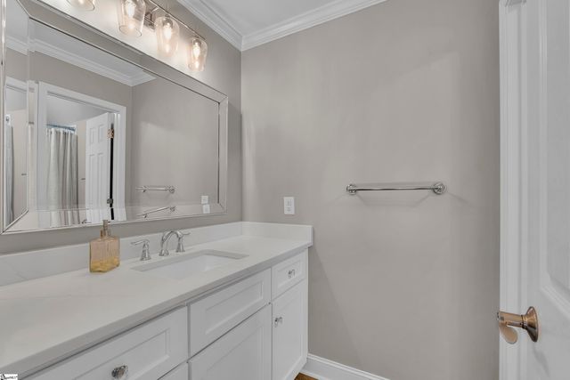 60 Clark Road, Taylors, SC 29687