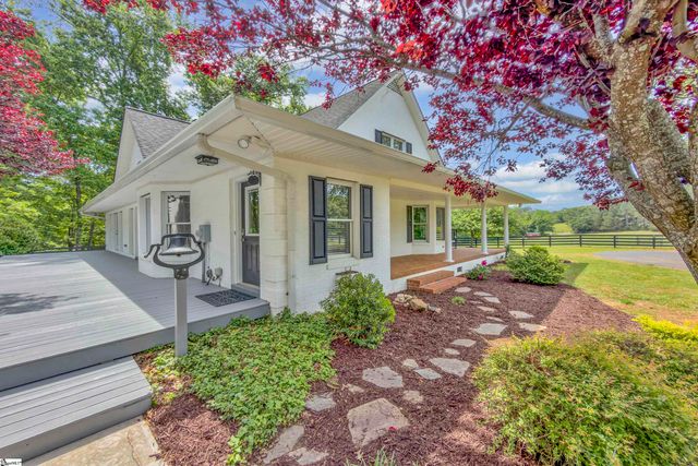 60 Clark Road, Taylors, SC 29687