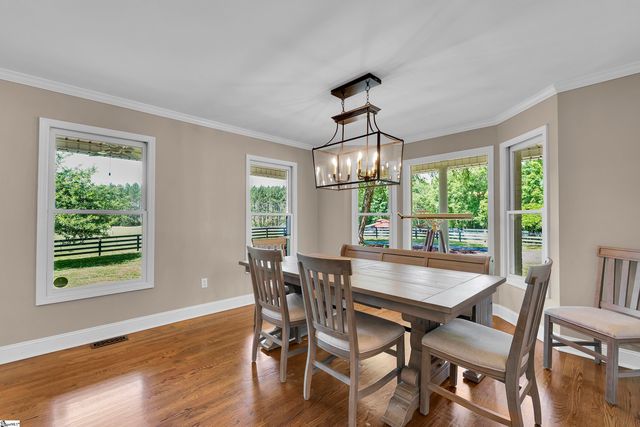 60 Clark Road, Taylors, SC 29687