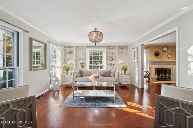 3544 Edgevale Road, Ottawa Hills, OH 43606