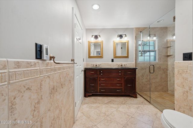 3544 Edgevale Road, Ottawa Hills, OH 43606