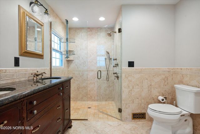 3544 Edgevale Road, Ottawa Hills, OH 43606