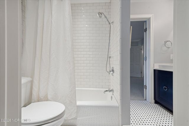 3544 Edgevale Road, Ottawa Hills, OH 43606