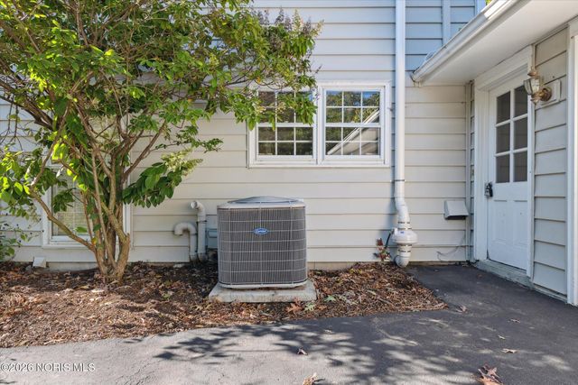 3544 Edgevale Road, Ottawa Hills, OH 43606