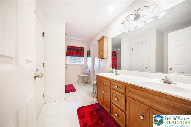 1819 Chianti Place, Easton, PA 18045