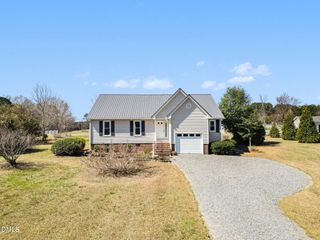 2004 Little Pond Place, Willow Springs, NC 27592