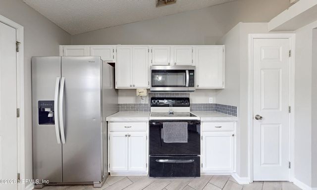 2921 TUSCARORA Trail, Middleburg, FL 32068