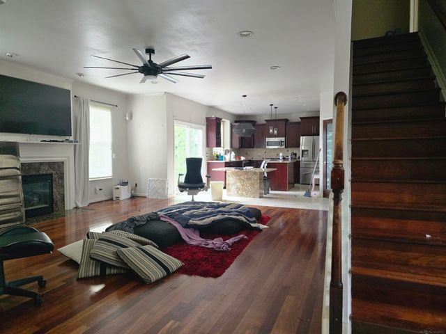 7374 Tonnelle Avenue, Shelby Twp, MI 48317