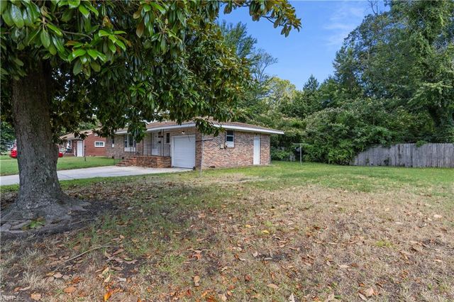 2600 W Weaver RD, Hampton, VA 23666