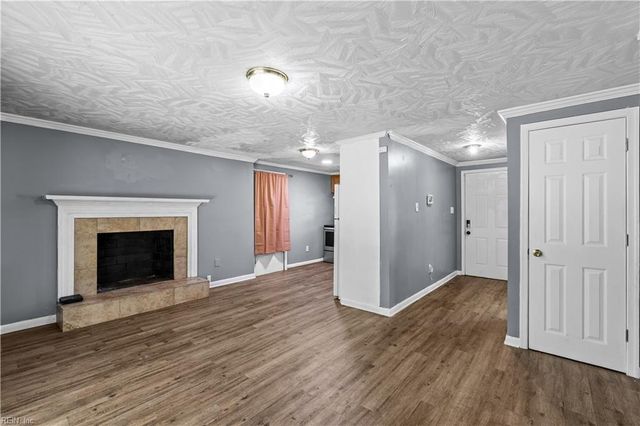 2600 W Weaver RD, Hampton, VA 23666