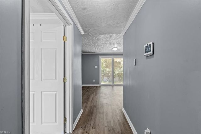 2600 W Weaver RD, Hampton, VA 23666