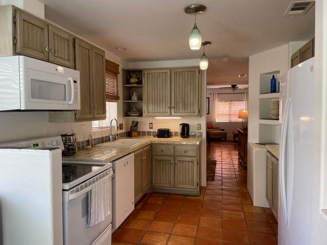 52420 Avenida Juarez, La Quinta, CA 92253