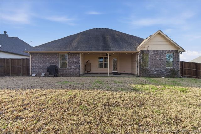 1124 W Fargo Drive, Broken Arrow, OK 74012