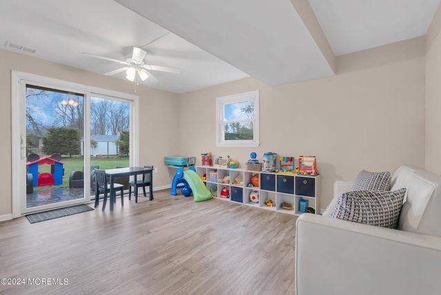 2 Youmans Avenue, Eatontown, NJ 07724