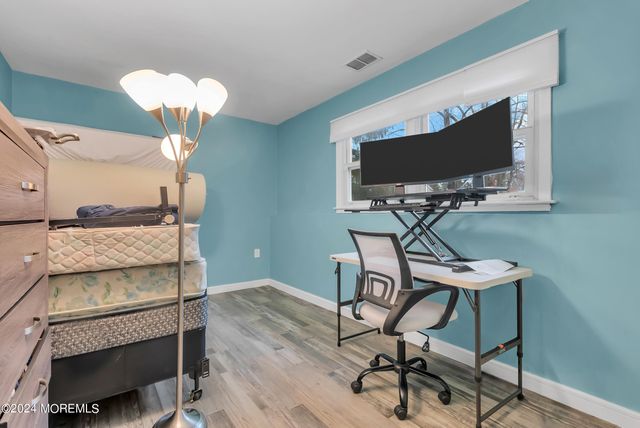 2 Youmans Avenue, Eatontown, NJ 07724