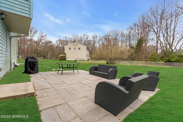 2 Youmans Avenue, Eatontown, NJ 07724