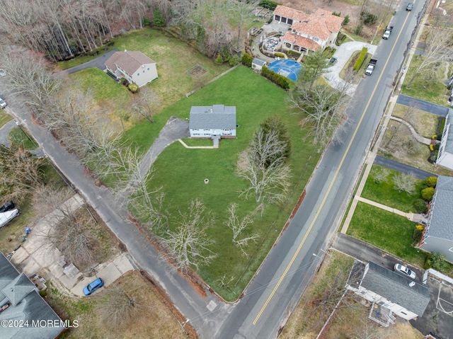 2 Youmans Avenue, Eatontown, NJ 07724