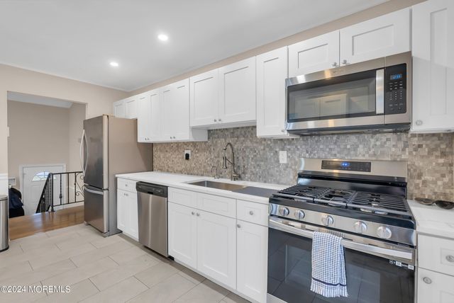 2 Youmans Avenue, Eatontown, NJ 07724