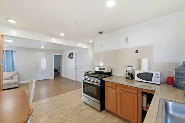 2207 Pacina Drive, San Jose, CA 95116