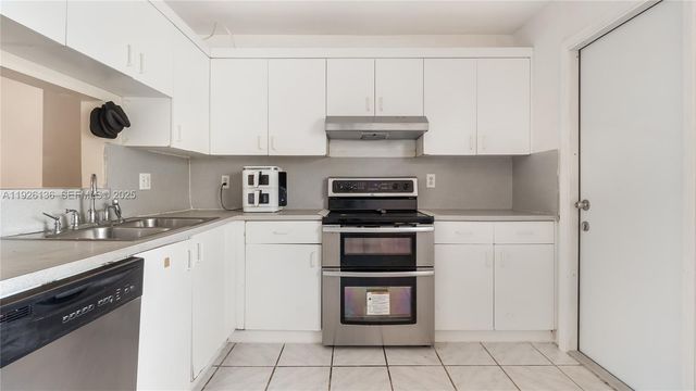 11310 SW 155th St, Miami, FL 33157