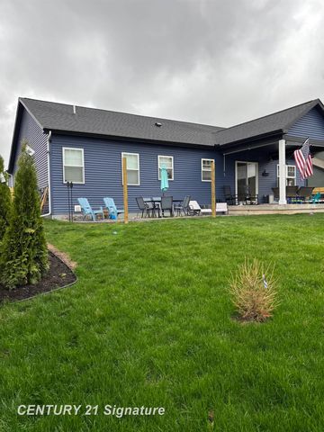 8442 Oakhill Drive, Tittabawassee Twp, MI 48623