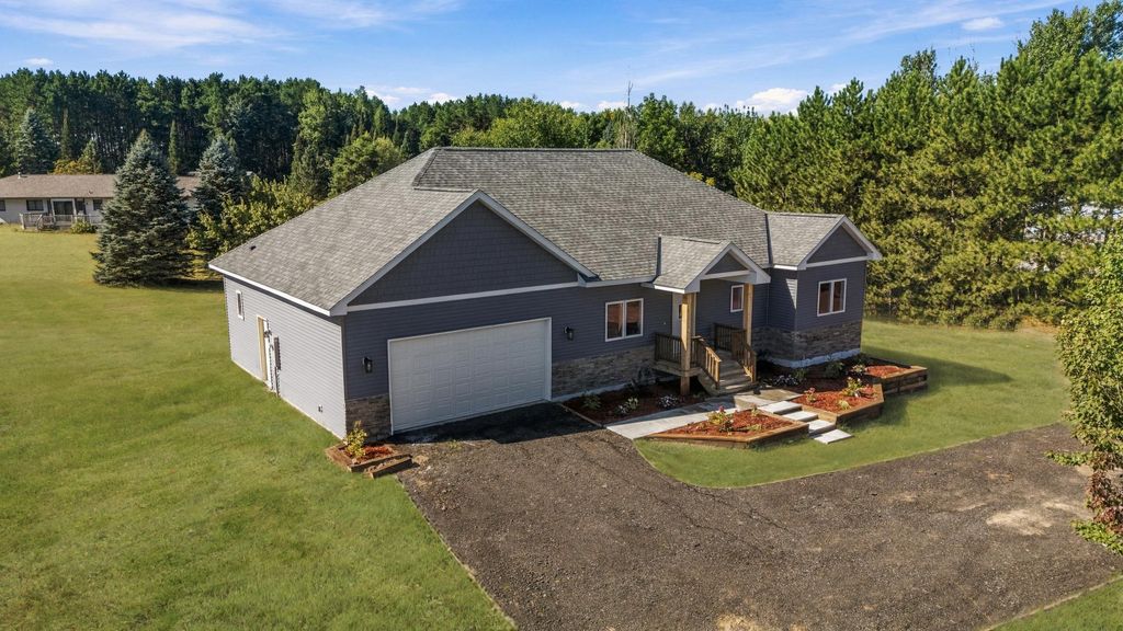 33006 Hilary Circle, Cambridge, MN 55008 — photo 2