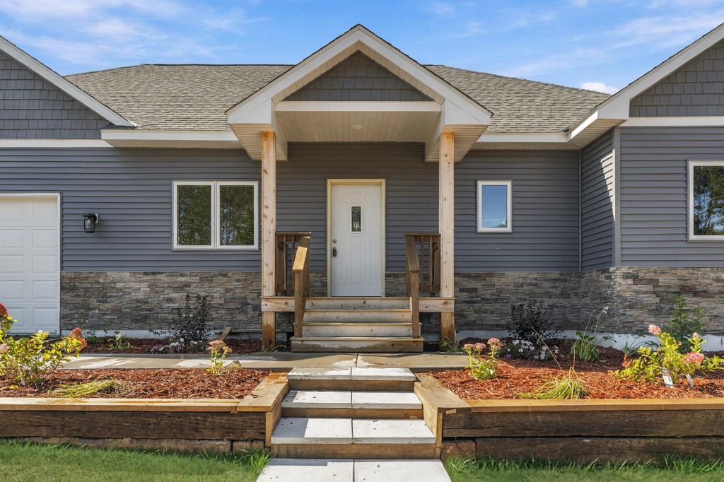 33006 Hilary Circle, Cambridge, MN 55008 — photo 3