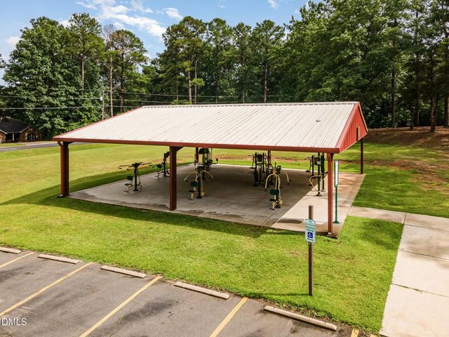 440 Shawnee Drive, Louisburg, NC 27549