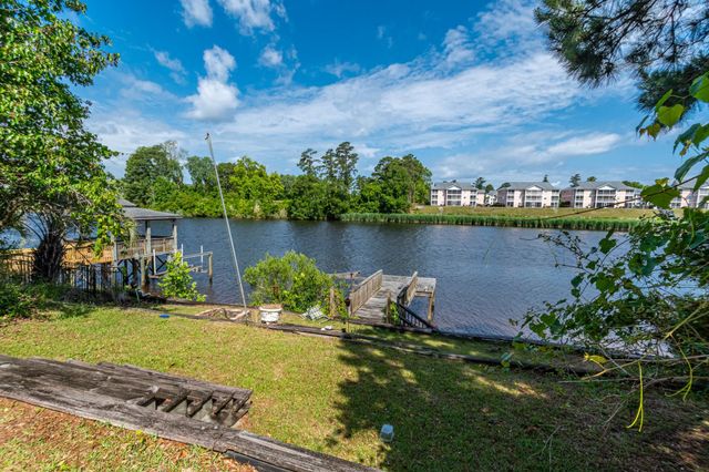 383 Pilothouse Dr., Myrtle Beach, SC 29577
