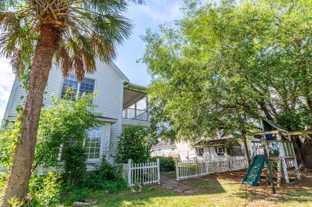 383 Pilothouse Dr., Myrtle Beach, SC 29577