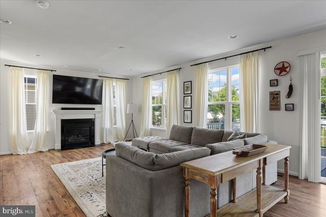 803 STEPHAN MACE CT, Purcellville, VA 20132