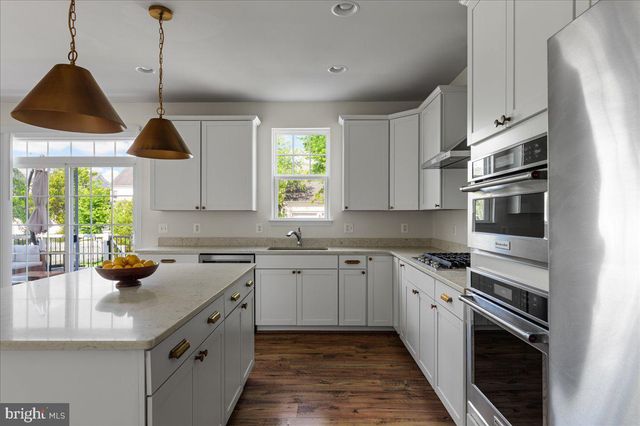 803 STEPHAN MACE CT, Purcellville, VA 20132