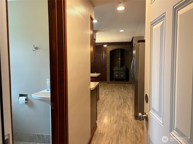 1828 Gossard Street, Enumclaw, WA 98022